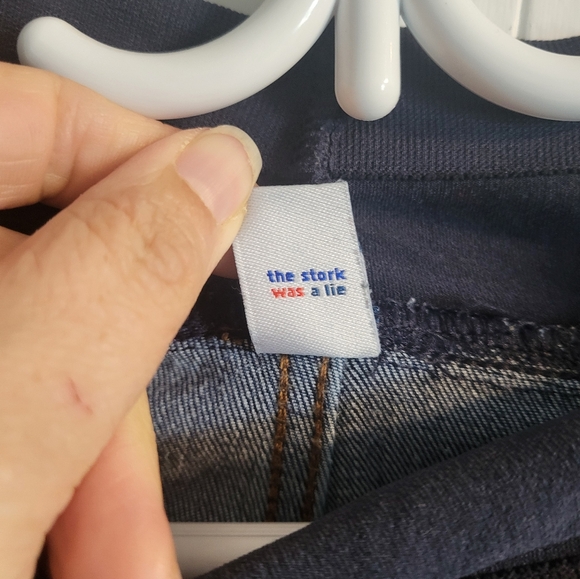 Maternity Jeans - Picture 4 of 6